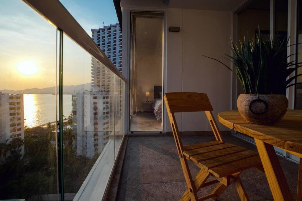 Luxury Apartment In Front Of Acapulco Beach Exterior photo