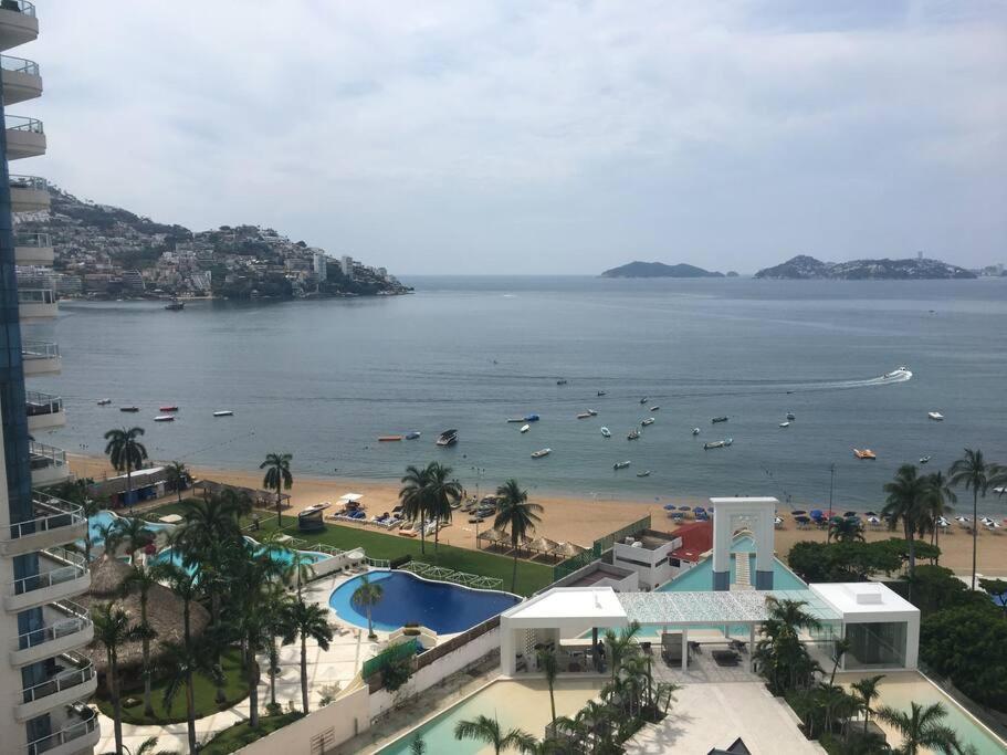 Luxury Apartment In Front Of Acapulco Beach Exterior photo